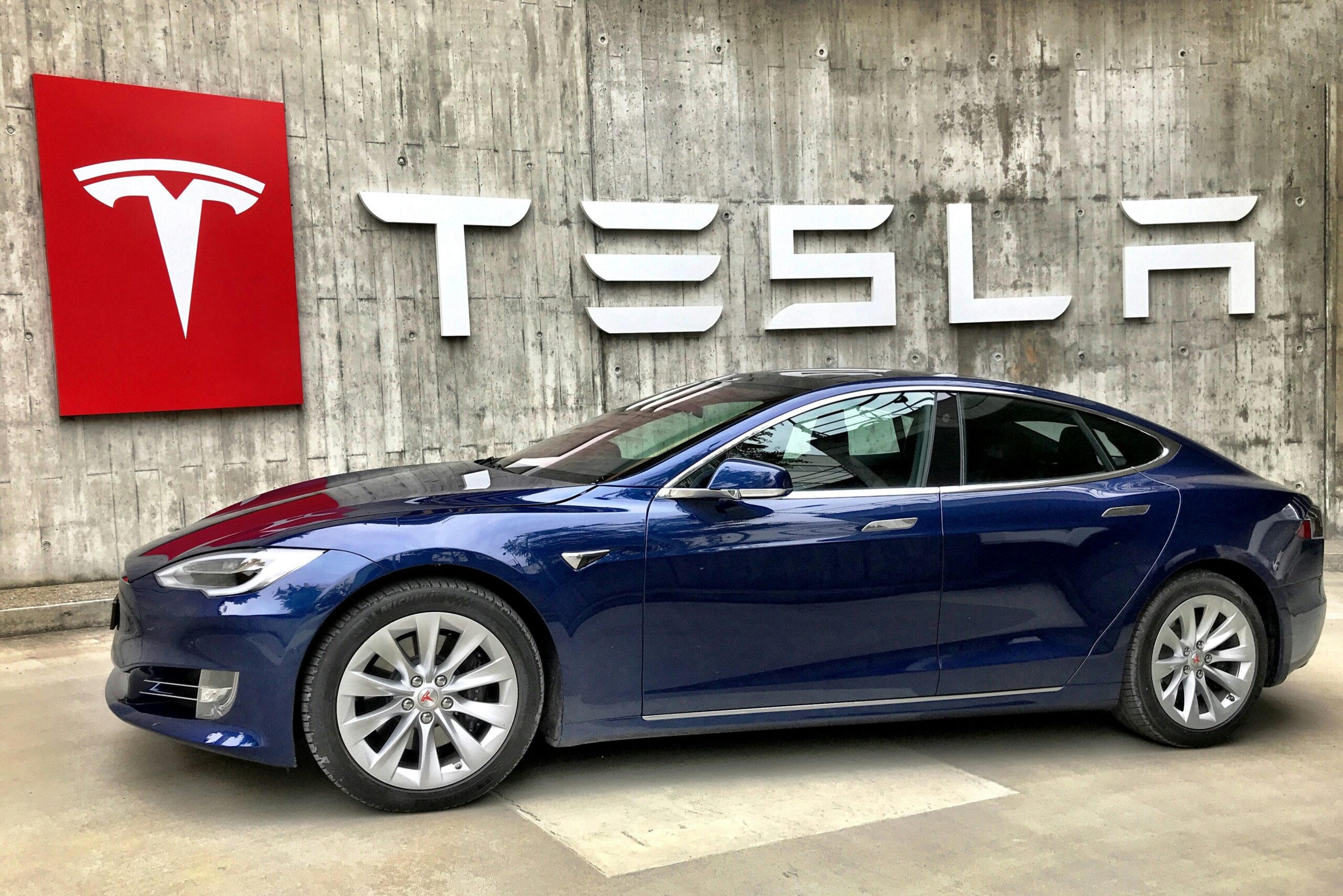 vermogen elon musk Tesla auto