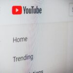 Youtube home als verwijzing naar het vermogen van Don de Jong
