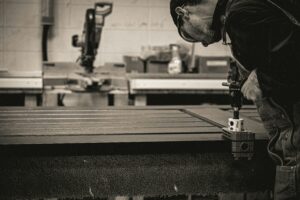 Metalen onderdelen geproduceerd met efficiënte on-demand metaalbewerking